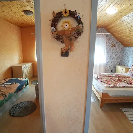 Agi - Biro Tours Nr 63 Апартаменты Вонярцвашхедь